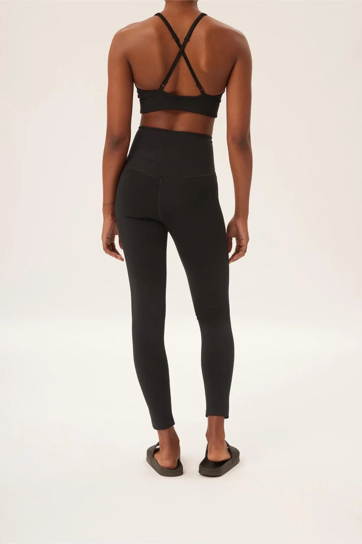 High-Rise Compressive Legging 23.75"