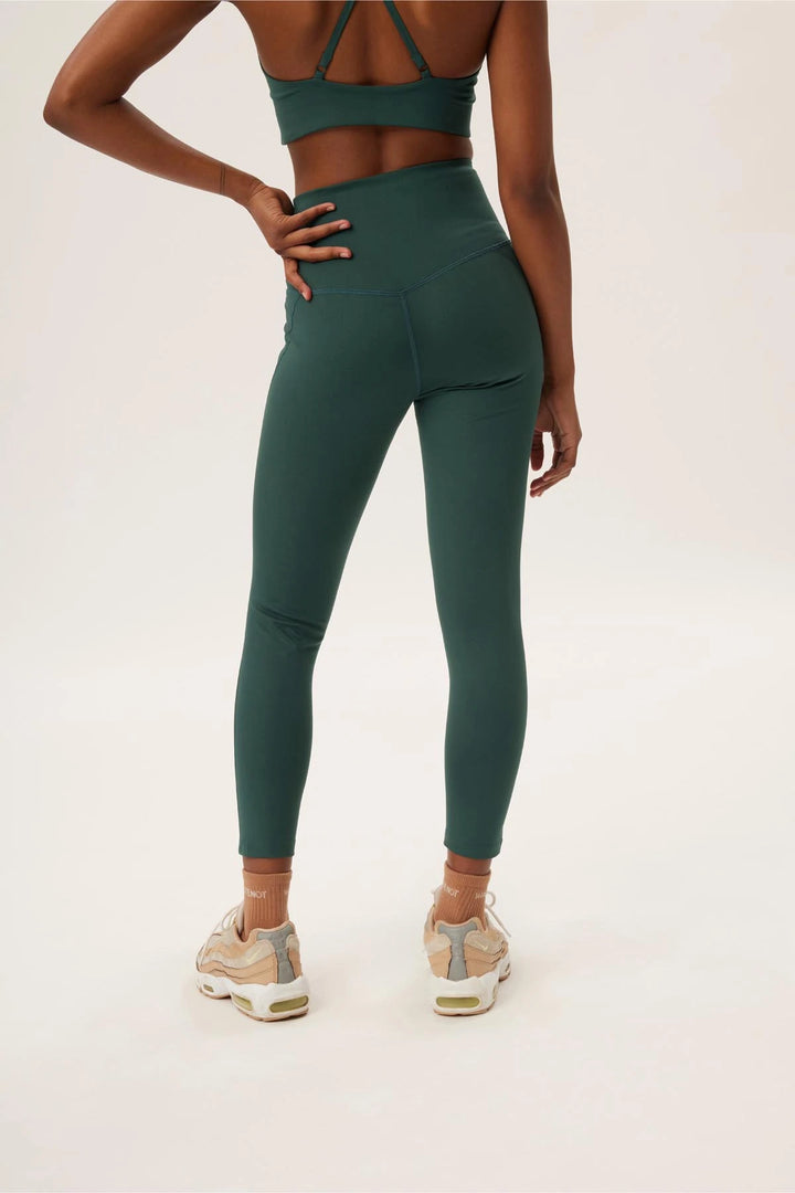 High-Rise Compressive Legging 23.75"