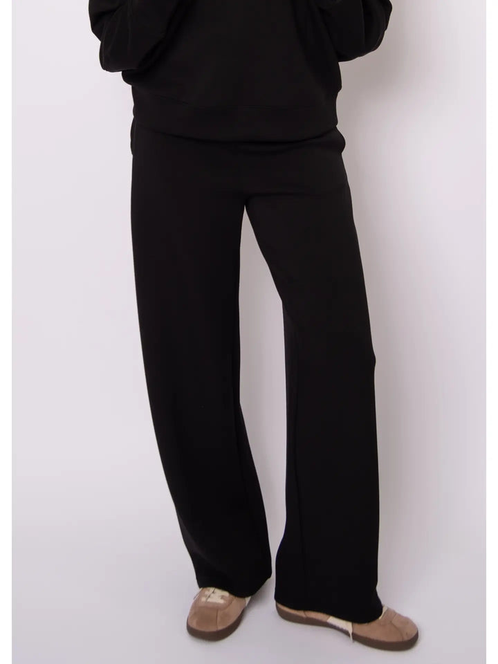 Victoria Straight Leg Pant