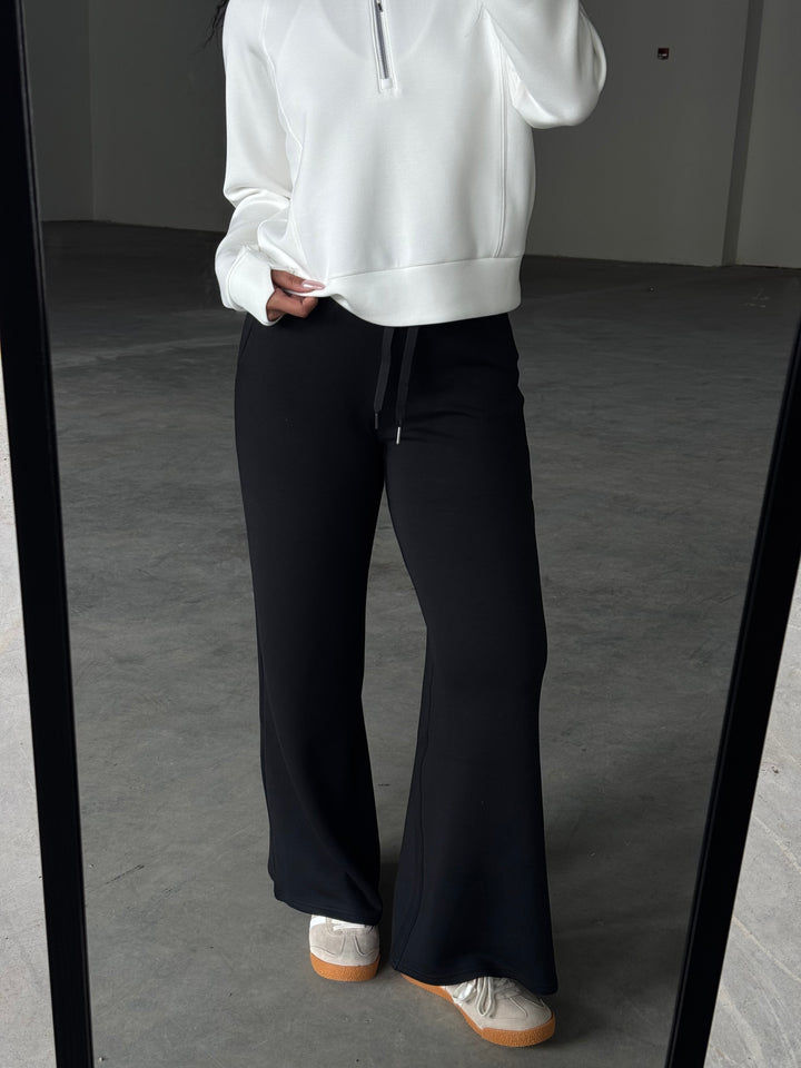 SPANX® AirEssentials Wide Leg Pant