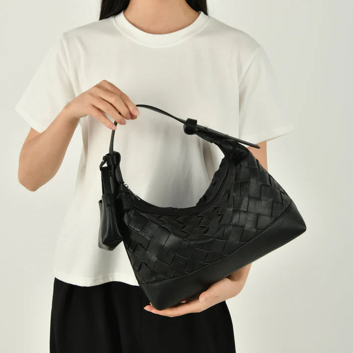 Gracia Shoulder Bag