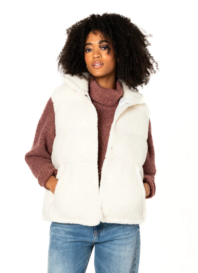 Dominika Puffer Sherpa Vest