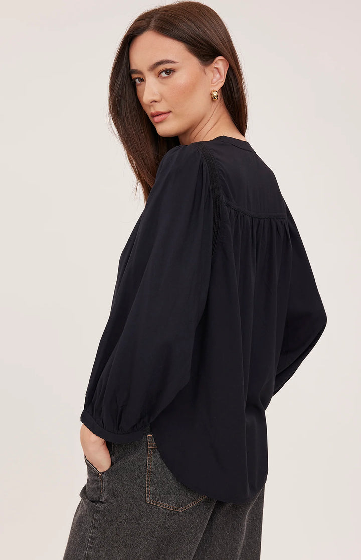Ashlyn Blouse