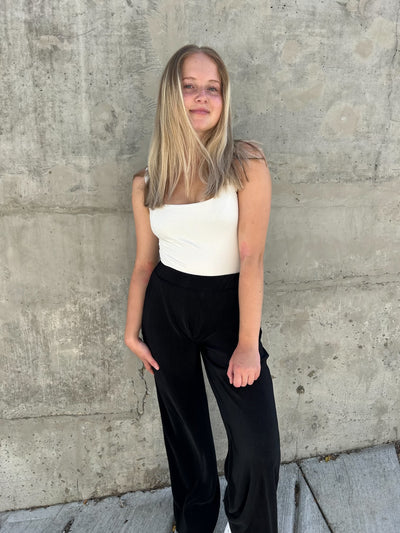 Sofie Wide Leg Plisse Pant