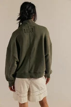 Timeless Pullover