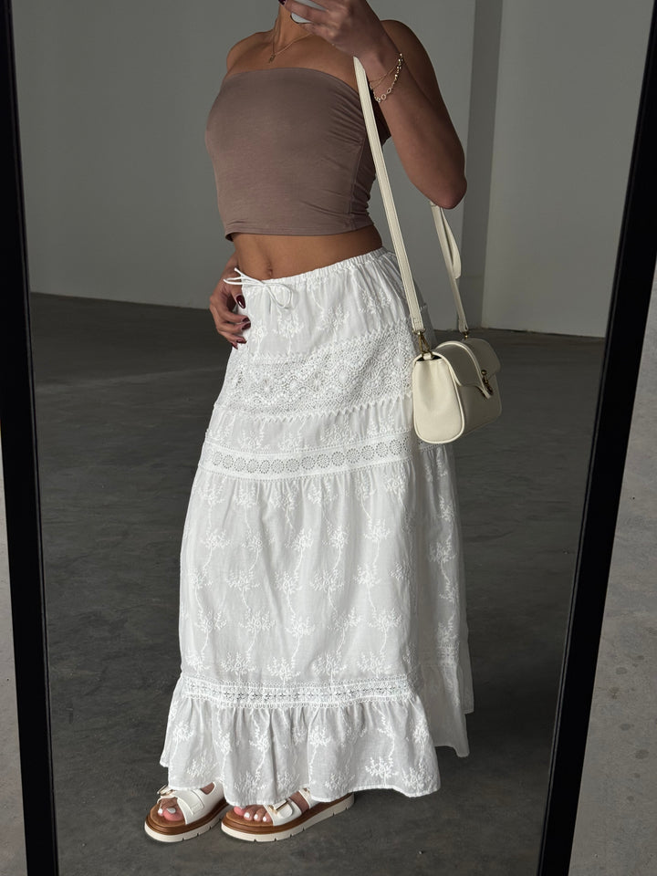 Averill Pull On Tiered Skirt