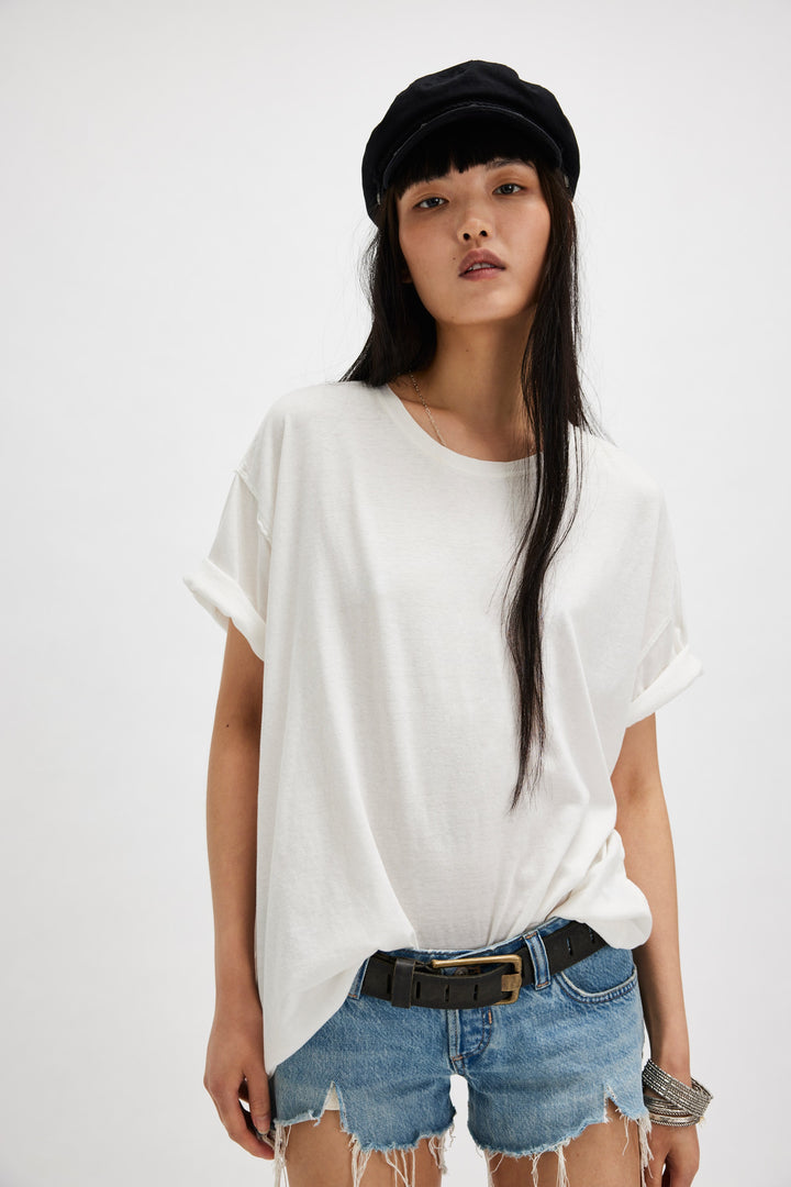 Nina Tee