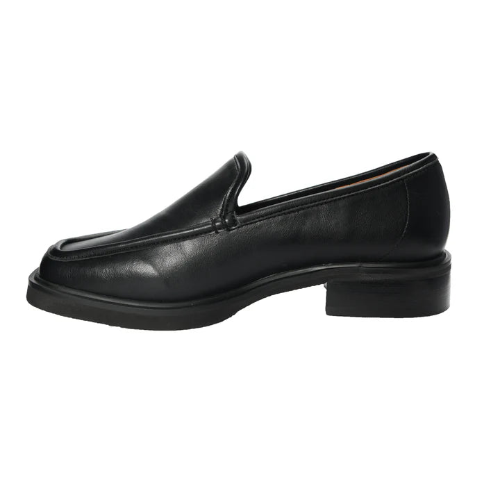 Sabra Loafer