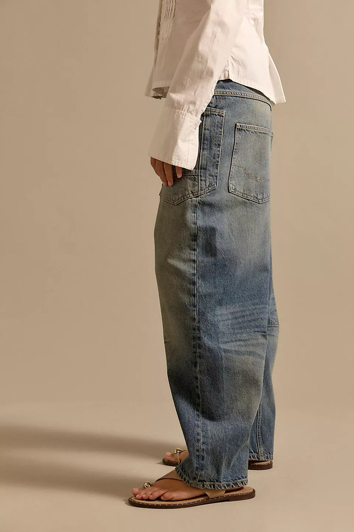 Minimalist Moxie Barrel Jeans