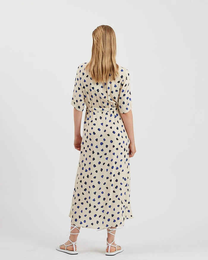 Nutilia Midi Dress