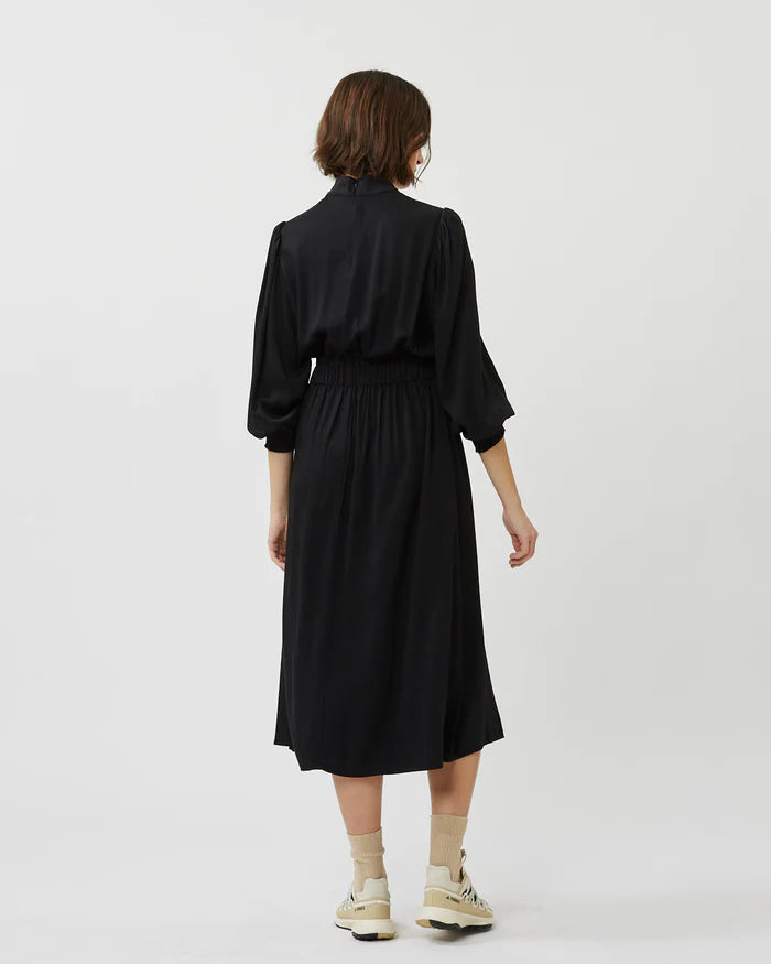 Larada Midi Dress