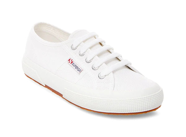 Cotu Classic White
