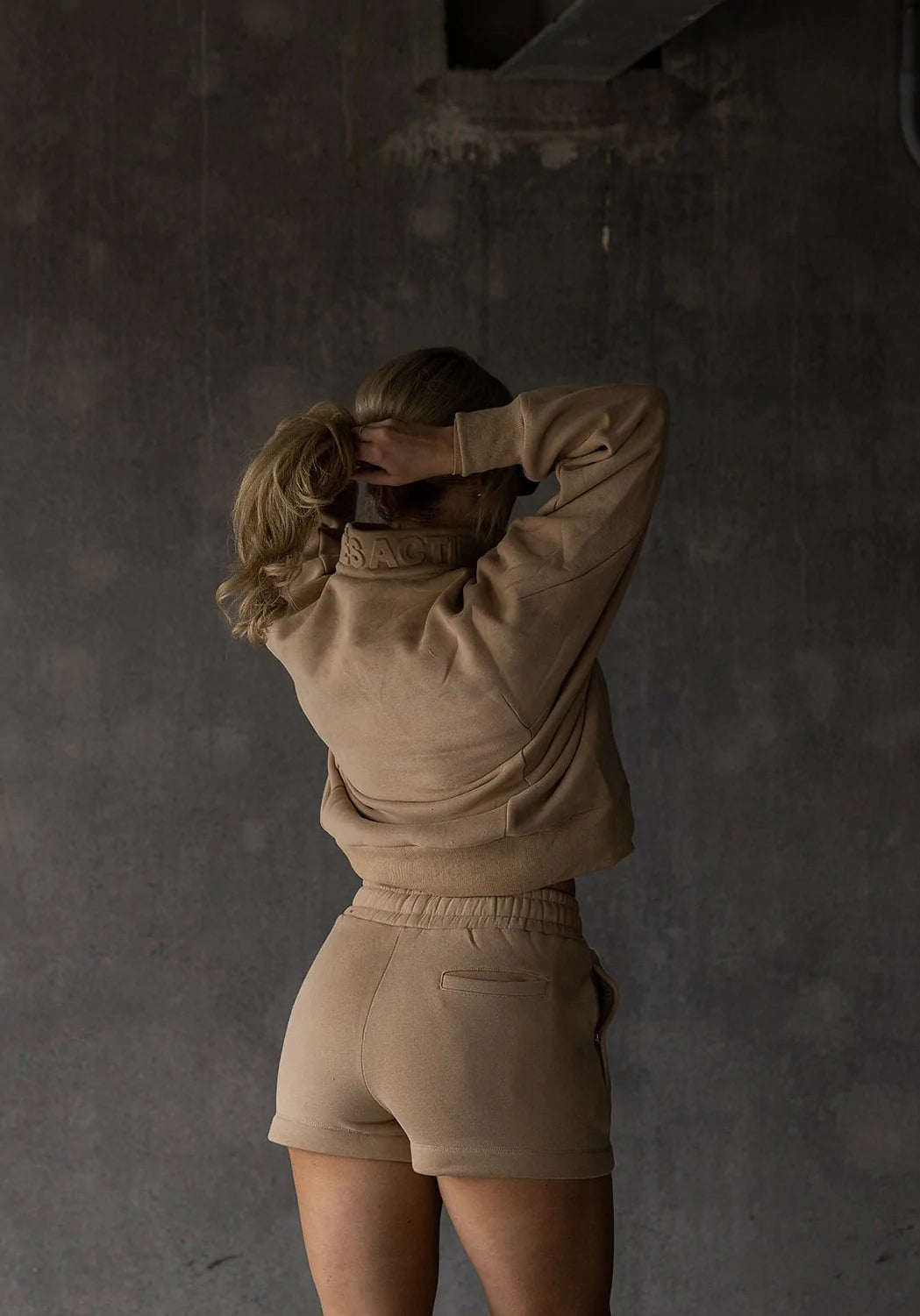 Après Embossed Pullover